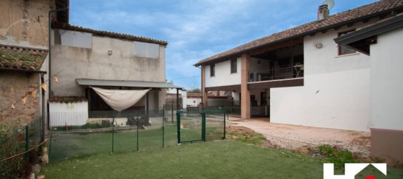 4 bedrooms House in Travagliato, Italy No. 55707 23