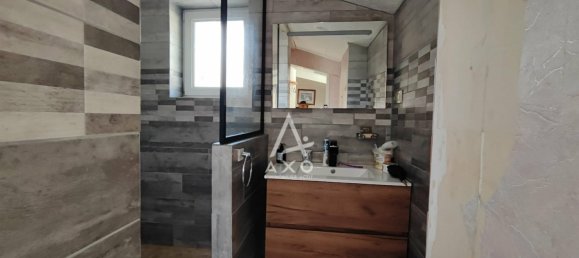 3 chambres Maison à Maine-et-Loire, France No. 357903 10