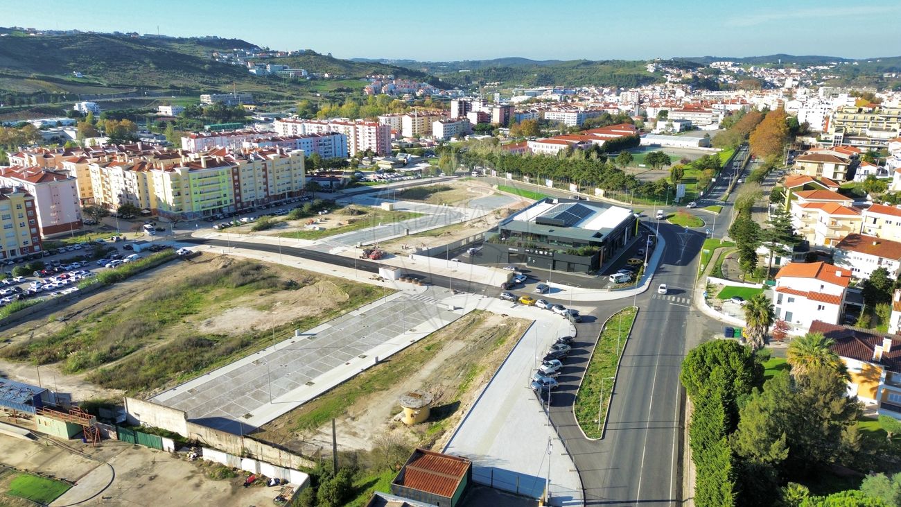  Land in Torres Vedras, Portugal No. 126344