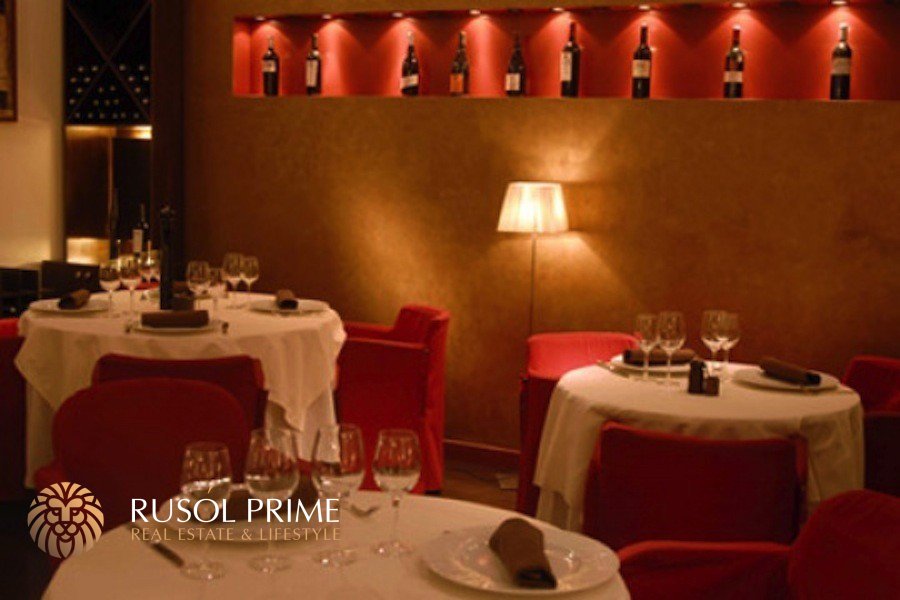 Gewerbliche Immobilie in Barcelona, Spain 700m², Nr. 97