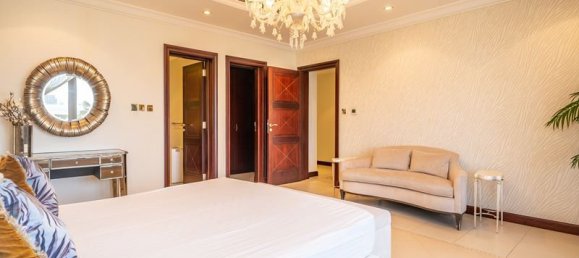 5 bedrooms Villa in Palm Jumeirah, UAE No. 2967 8