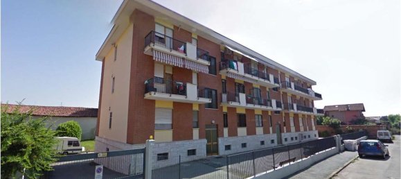 3 rooms Apartment in Candiolo, Italy No. 10152 2
