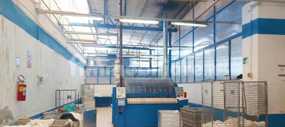 2 rooms Warehouse in Naples, Italy No. 12505 17