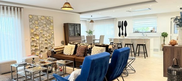 3 bedrooms House in Portimao, Portugal No. 102292 7