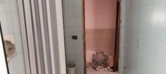 6 rooms Apartment in Giugliano in Campania, Italy No. 12919 10