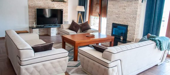 5 bedrooms Villa in Bar, Montenegro No. 4 8