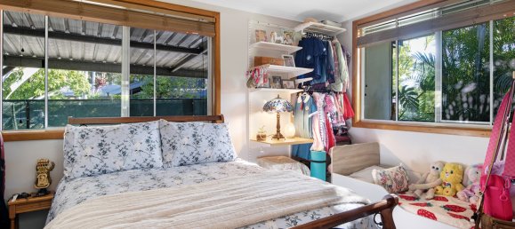 2 bedrooms House in Helensvale, Australia No. 482 7