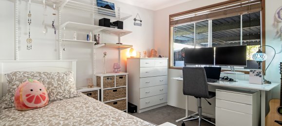 2 bedrooms House in Helensvale, Australia No. 482 9