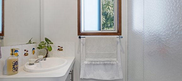 2 bedrooms House in Helensvale, Australia No. 482 10