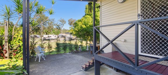 2 bedrooms House in Helensvale, Australia No. 482 11