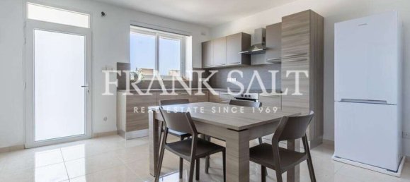 2 غرف نوم طابقين في San Gwann, Malta رقم 4988 2