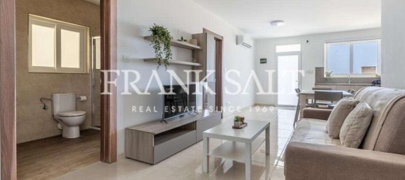 2 غرف نوم طابقين في San Gwann, Malta رقم 4988 4