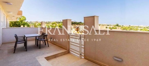 2 غرف نوم طابقين في San Gwann, Malta رقم 4988 11