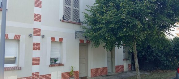 Casa T2 em Notre-Dame-d'Oe, France N.º 349785 2