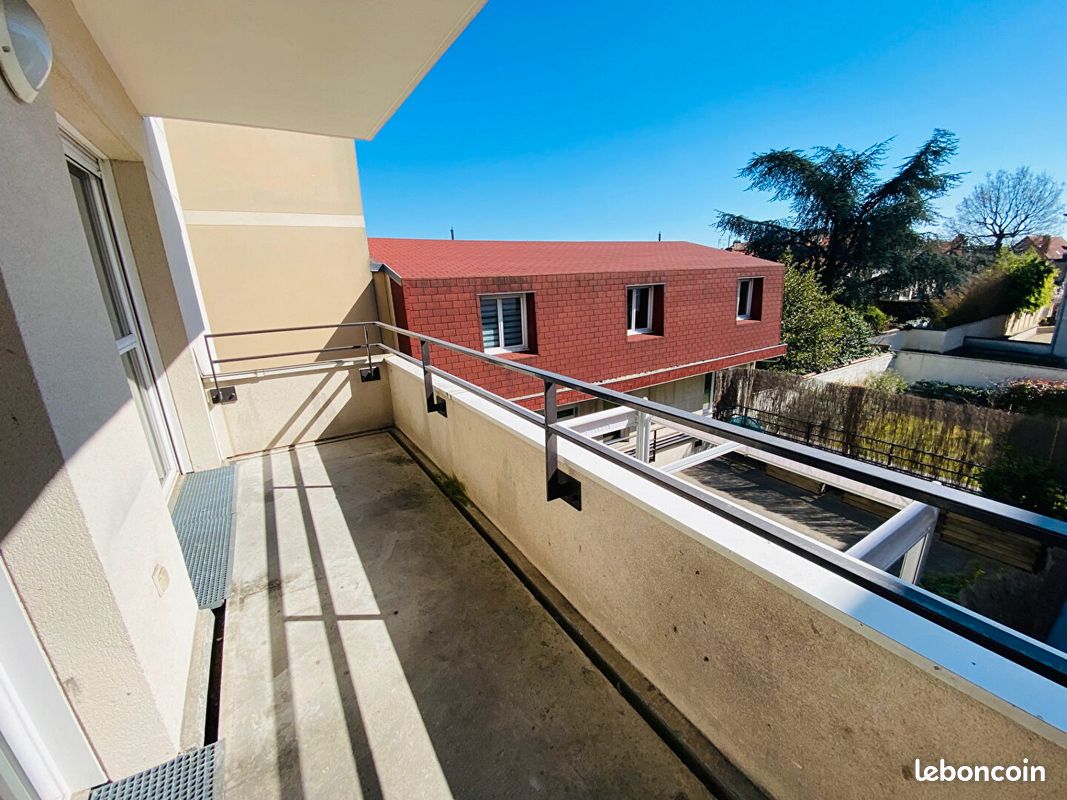 2 chambres Appartement à Le Perreux-sur-Marne, France No. 163821