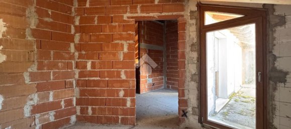 5 Schlafzimmer Villa in Seren del Grappa, Italy, Nr. 344184 15