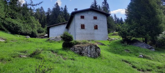 Casa de 8 habitaciónes en Varzo, Italy No. 256222 5