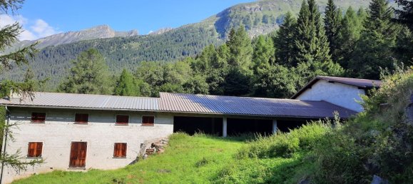 Casa de 8 habitaciónes en Varzo, Italy No. 256222 3