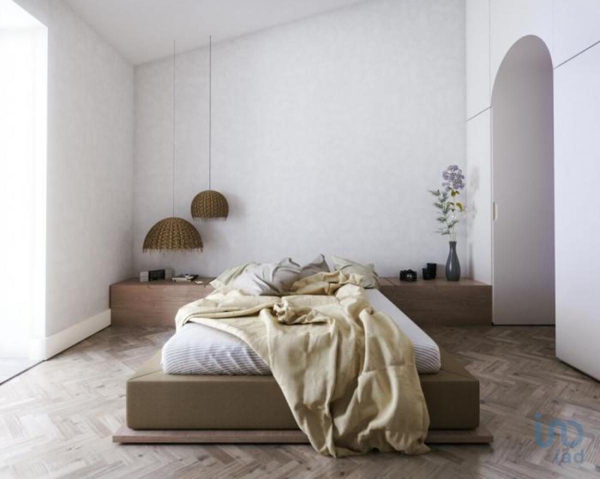 3 bedrooms Apartment in Lisbon, Portugal No. 5881