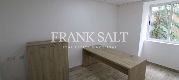 Bureau à Saint Julian's, Malta 170m² No. 12266 9