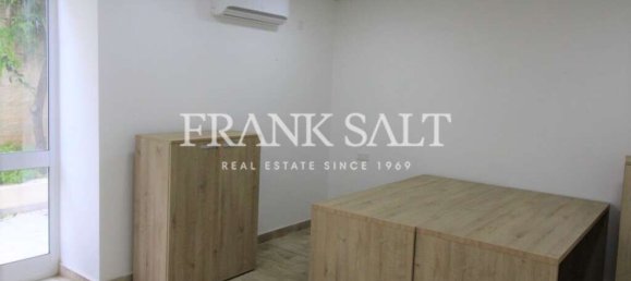 Bureau à Saint Julian's, Malta 170m² No. 12266 17