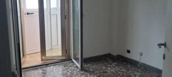 6 rooms Apartment in Taranto, Italy No. 143904 8