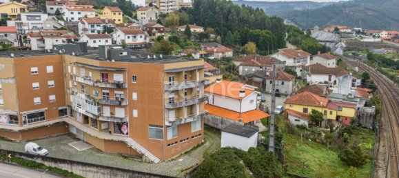 39m² Commercial property in Sobreira, Portugal No. 50560 25