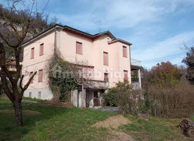 Дом с 6 спальнями в Санджано, Италия № 262521