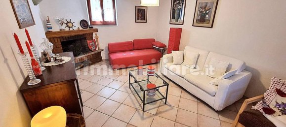 2 chambres Maison à San Marcello Piteglio, Italy No. 289223 7