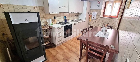 2 chambres Maison à San Marcello Piteglio, Italy No. 289223 3