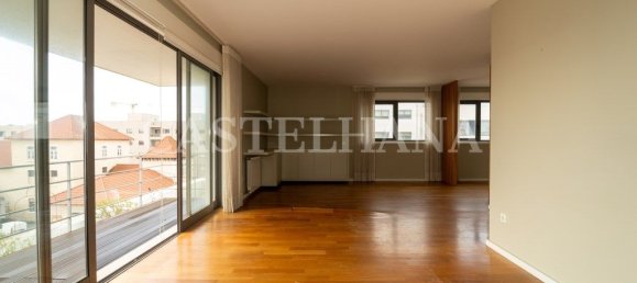 4 غرف نوم منزل ذو طابقين في Matosinhos, Portugal رقم 127686 3