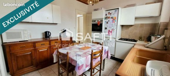 2 bedrooms House in Mont-Saint-Martin, France No. 320135 3