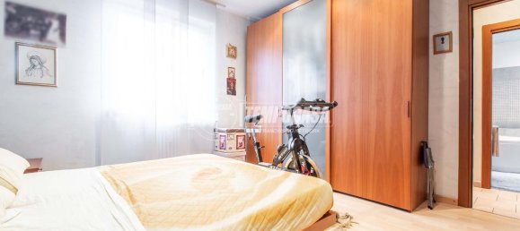 3-salle Appartement à Olgiate Olona, Italy No. 151131 8