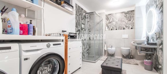 3-salle Appartement à Olgiate Olona, Italy No. 151131 17