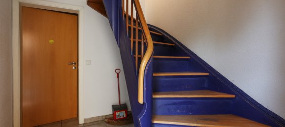 6 rooms Townhouse in Essen, Germany No. 327378 4