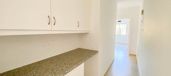 3 Schlafzimmer Wohnung in Paphos, Cyprus, Nr. 21888 9