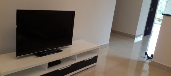 4 bedrooms Villa in Long Bien, Vietnam No. 5600 2