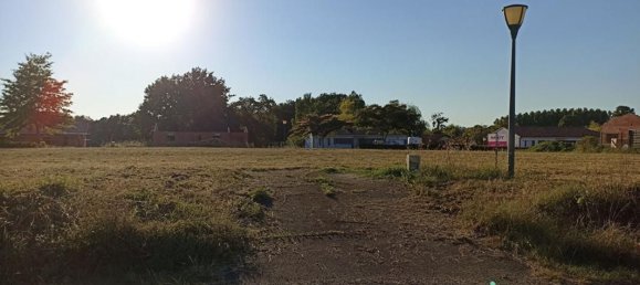 870m² Land in Poyanne, France No. 88115 2