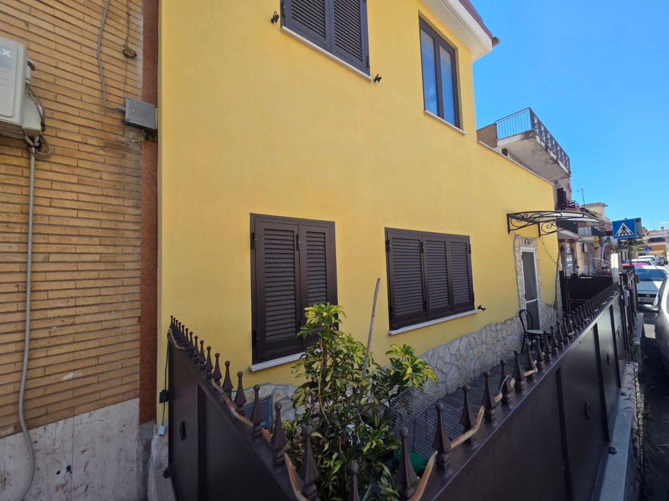 2-salle Appartement à Guidonia Montecelio, Italy No. 269019