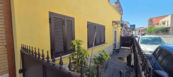 2-salle Appartement à Guidonia Montecelio, Italy No. 269019 23