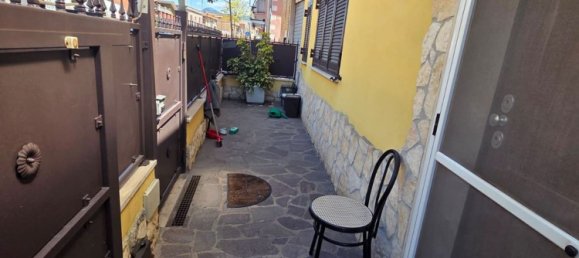 2-salle Appartement à Guidonia Montecelio, Italy No. 269019 22