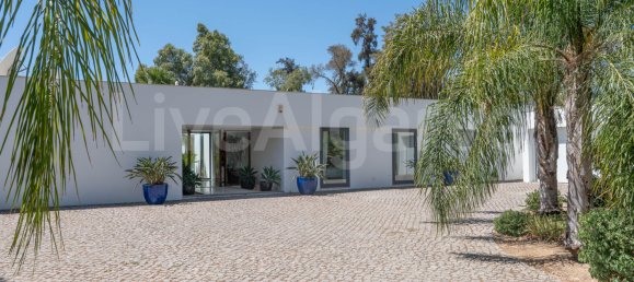 4 غرف نوم فندق في Alvor, Portugal رقم 298910 4