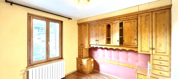 Дом с 5 комнатами в Ла Брес, Франция № 154069 8