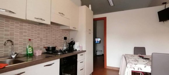 2 rooms Apartment in Foggia, Italy No. 36308 2