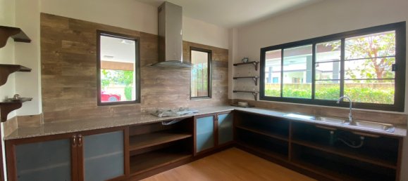 3 bedrooms House in Chiang Mai, Thailand No. 27182 2