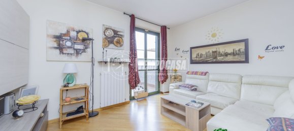 1 bedroom Apartment in Milan, Italy No. 370921 4