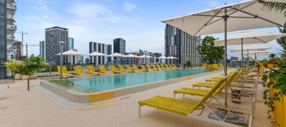 Propriedade comercial em Miami, USA N.º 614917 21