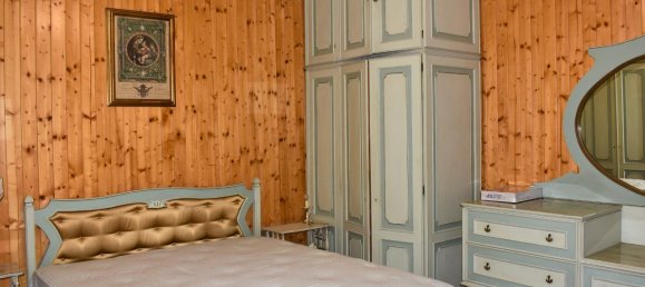 Вилла с 11 комнатами в Невьяно дельи Ардуини, Италия № 14709 45