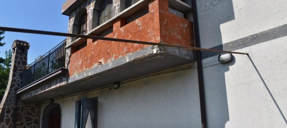 Вилла с 11 комнатами в Невьяно дельи Ардуини, Италия № 14709 2