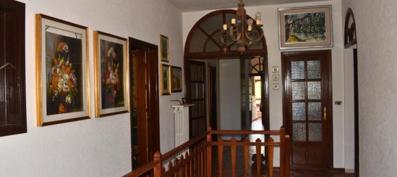 Вилла с 11 комнатами в Невьяно дельи Ардуини, Италия № 14709 28